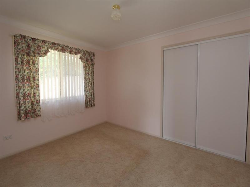 38 East Street, Tenterfield NSW 2372