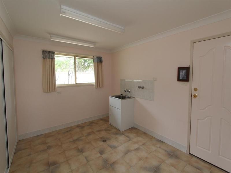 38 East Street, Tenterfield NSW 2372