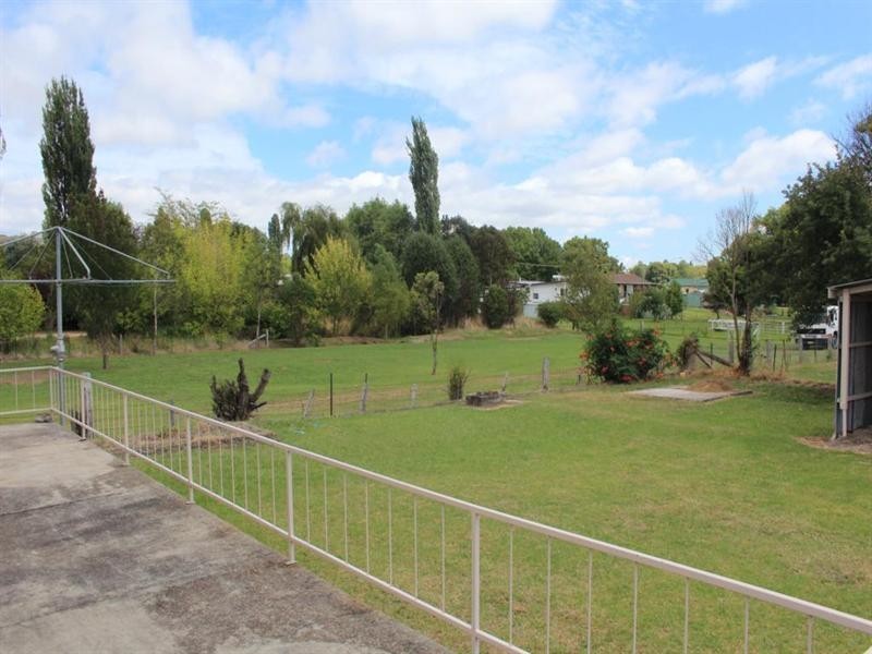 112 Petrie Street, Tenterfield NSW 2372
