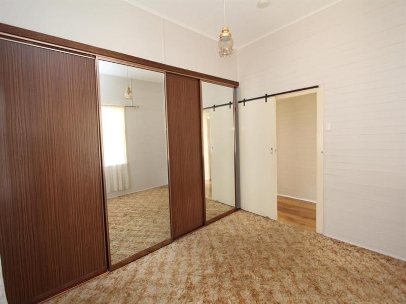 21 Molesworth Street, Tenterfield NSW 2372