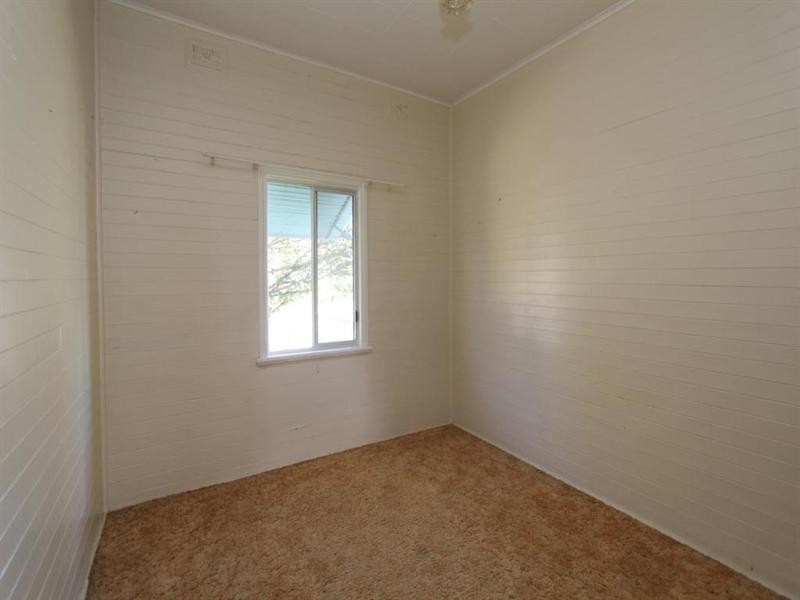 21 Molesworth Street, Tenterfield NSW 2372