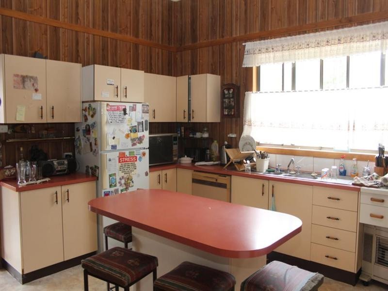 135 Logan Street, Tenterfield NSW 2372