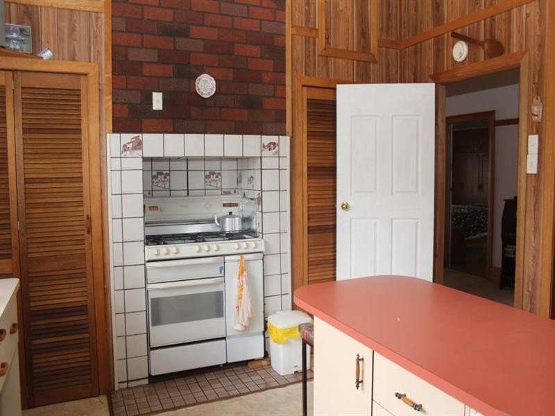 135 Logan Street, Tenterfield NSW 2372