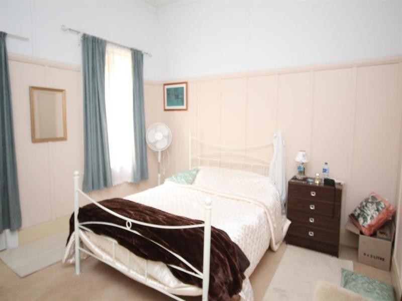 135 Logan Street, Tenterfield NSW 2372