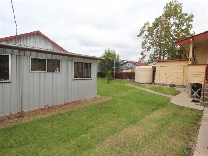 135 Logan Street, Tenterfield NSW 2372