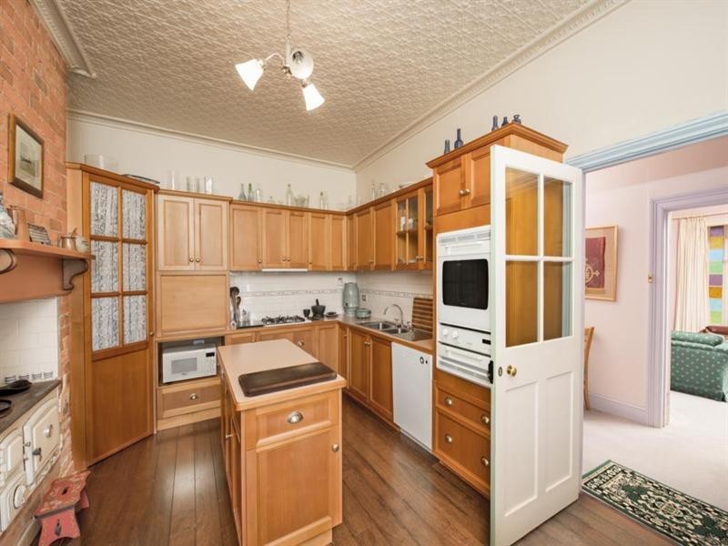 110 Logan Street, Tenterfield NSW 2372