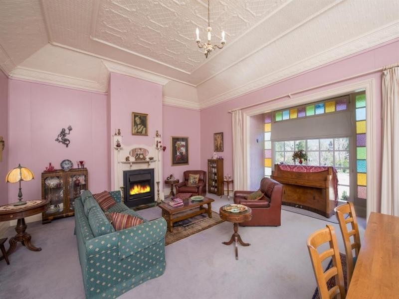 110 Logan Street, Tenterfield NSW 2372