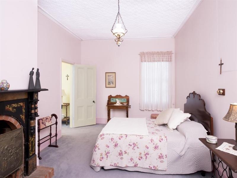 110 Logan Street, Tenterfield NSW 2372