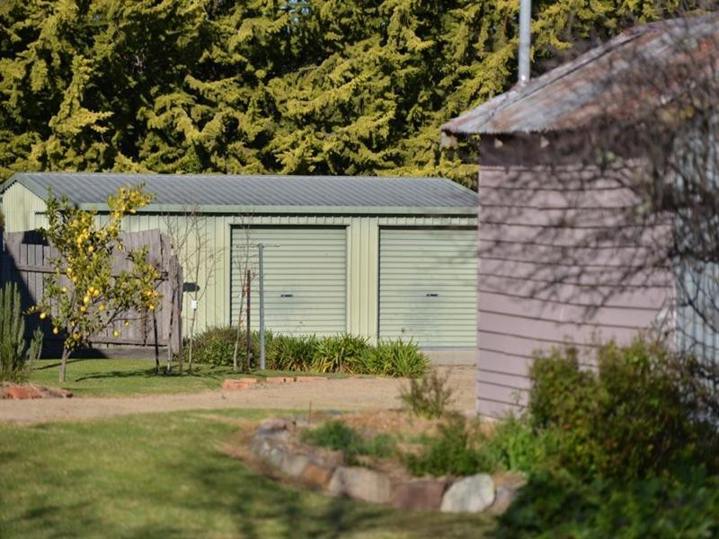 110 Logan Street, Tenterfield NSW 2372