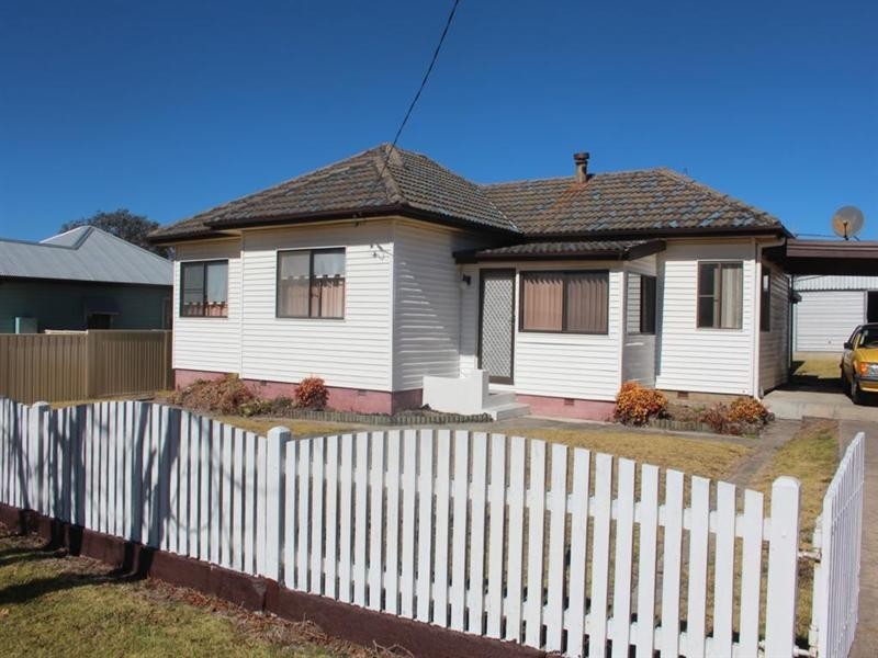 21 High Street, Tenterfield NSW 2372