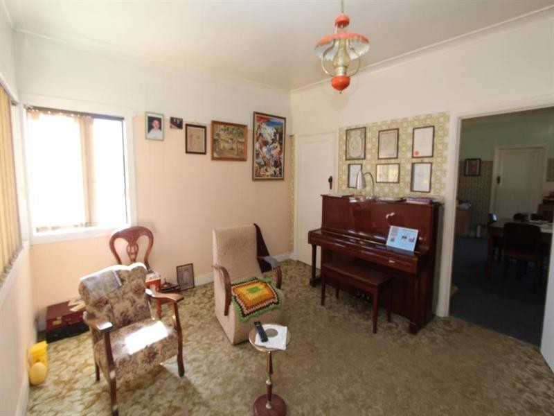 21 High Street, Tenterfield NSW 2372