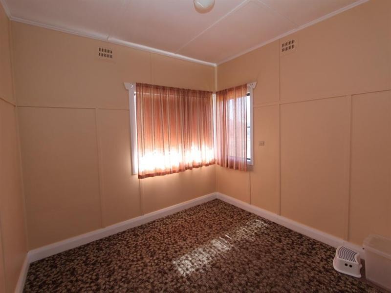 21 High Street, Tenterfield NSW 2372