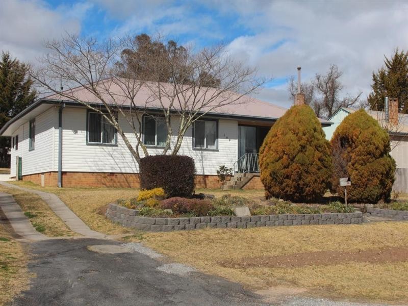 199 Logan Street, Tenterfield NSW 2372