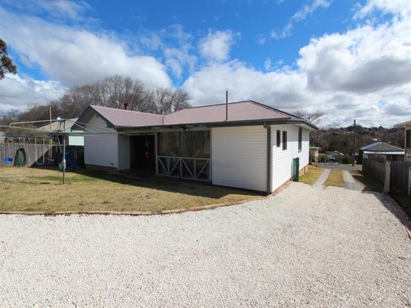 199 Logan Street, Tenterfield NSW 2372
