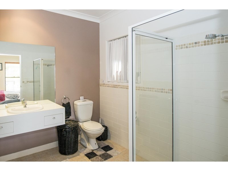 64 Bulwer Street, Tenterfield NSW 2372