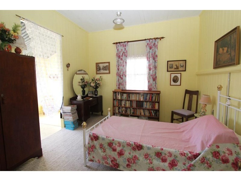 93 Rayleigh Street, Wallangarra QLD 4383