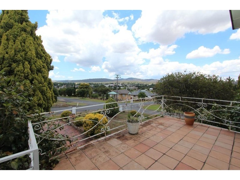 130 Pelham Street, Tenterfield NSW 2372