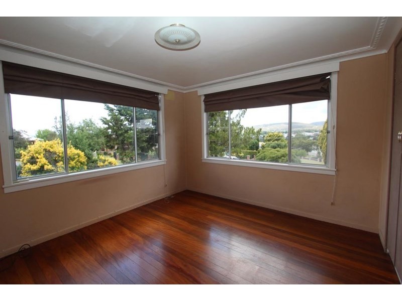 130 Pelham Street, Tenterfield NSW 2372