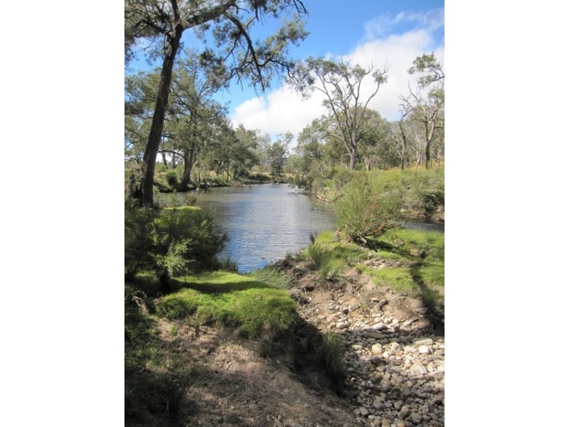 The Full Moon Sawyers Gully Road, Tenterfield NSW 2372