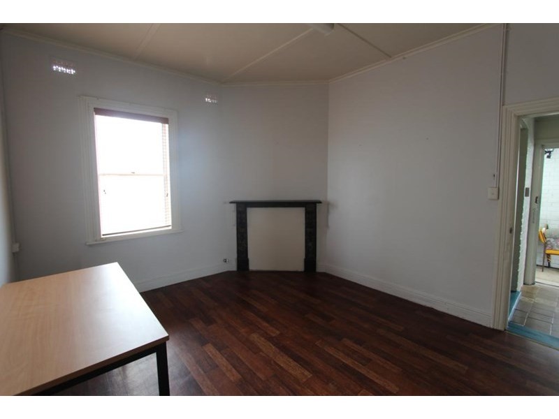 114 High Street, Tenterfield NSW 2372