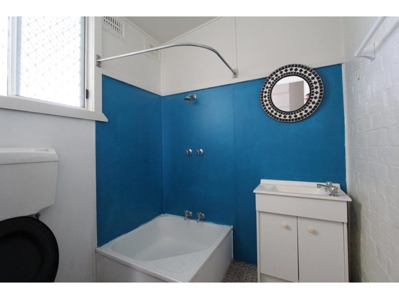 114 High Street, Tenterfield NSW 2372