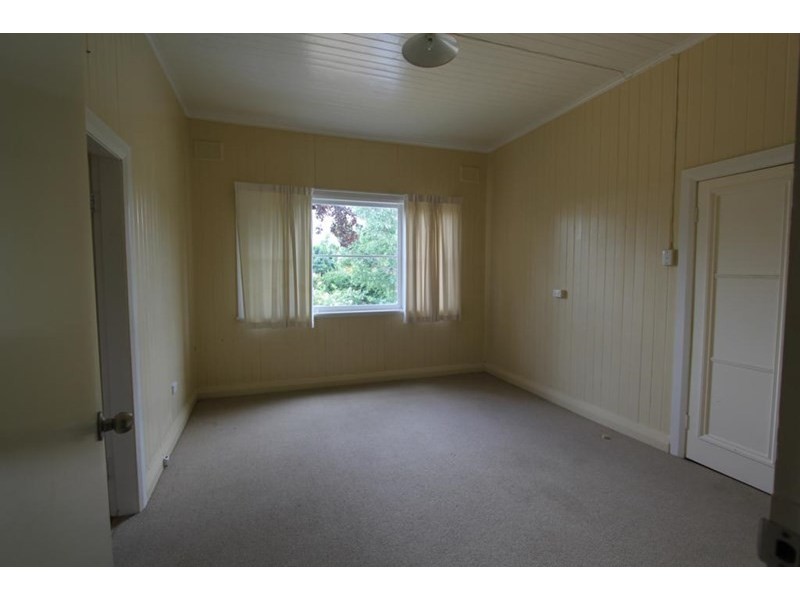 2/128 Rouse Street, Tenterfield NSW 2372