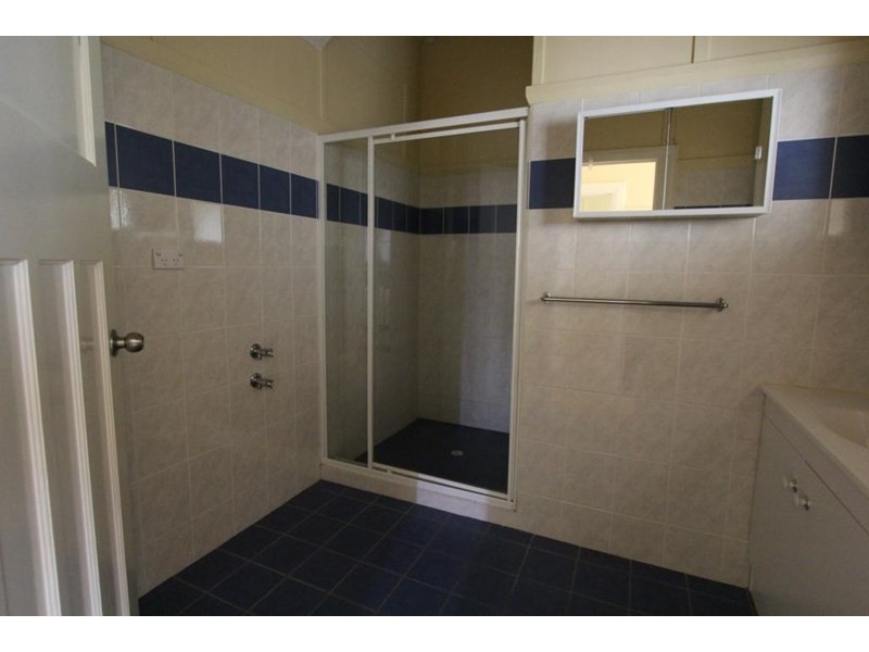 2/128 Rouse Street, Tenterfield NSW 2372