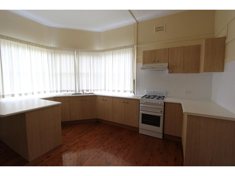 1/128 Rouse Street, Tenterfield NSW 2372