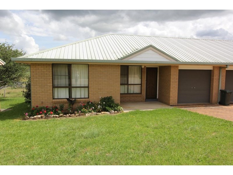 3 Belfairs 116 – 120 East Street, Tenterfield NSW 2372