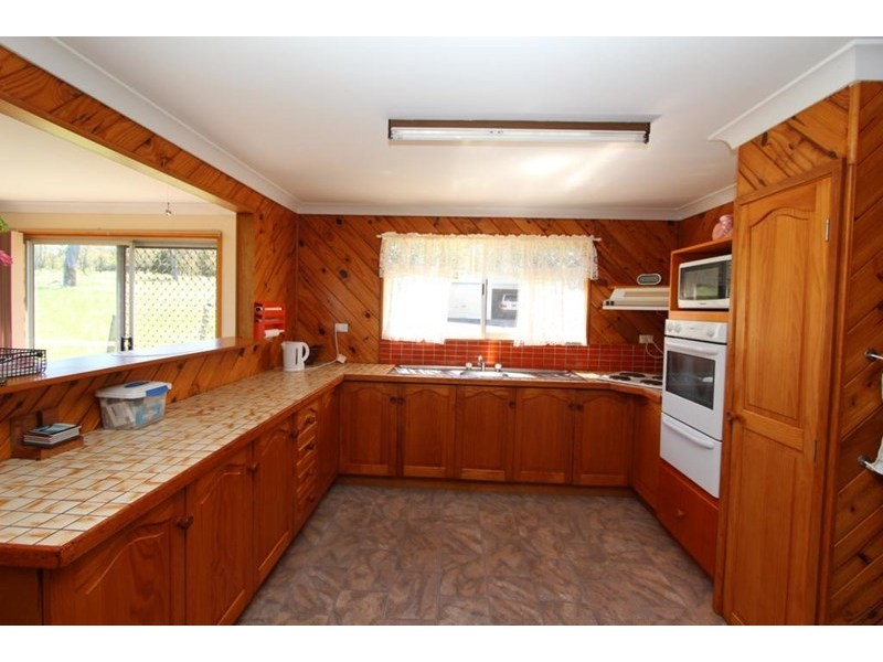 108 Millers Lane, Tenterfield NSW 2372