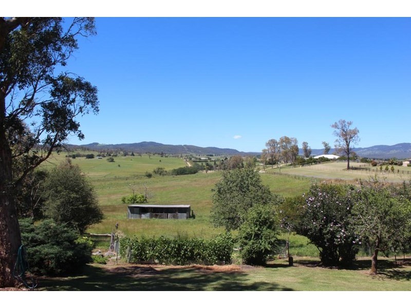 108 Millers Lane, Tenterfield NSW 2372