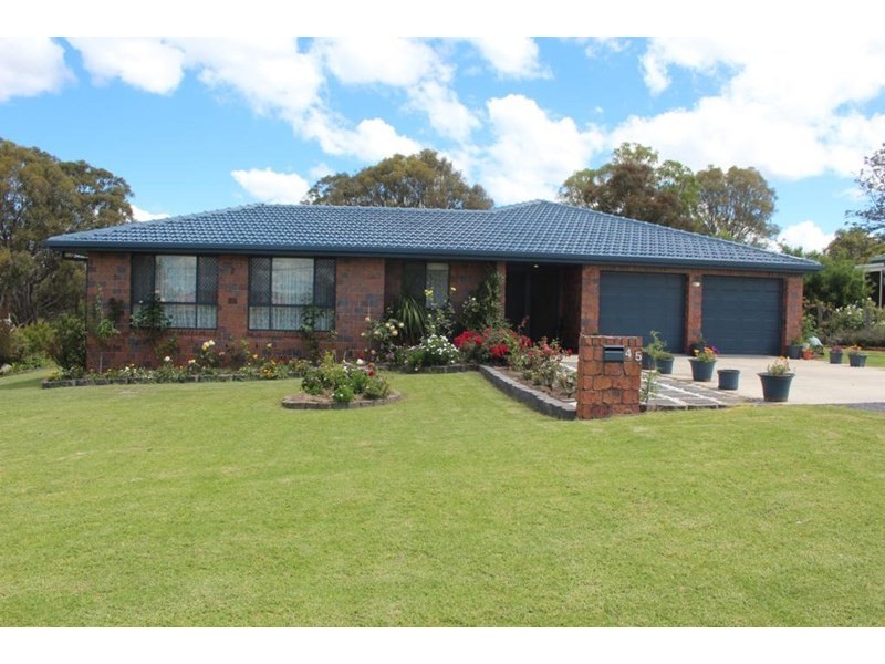 45 Riley Street, Tenterfield NSW 2372