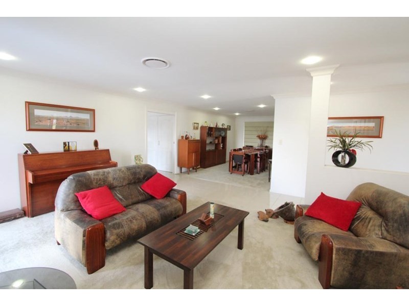 45 Riley Street, Tenterfield NSW 2372