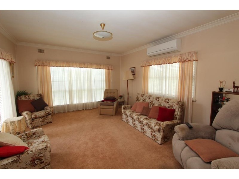 145 Bulwer Street, Tenterfield NSW 2372