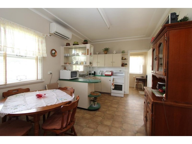 145 Bulwer Street, Tenterfield NSW 2372