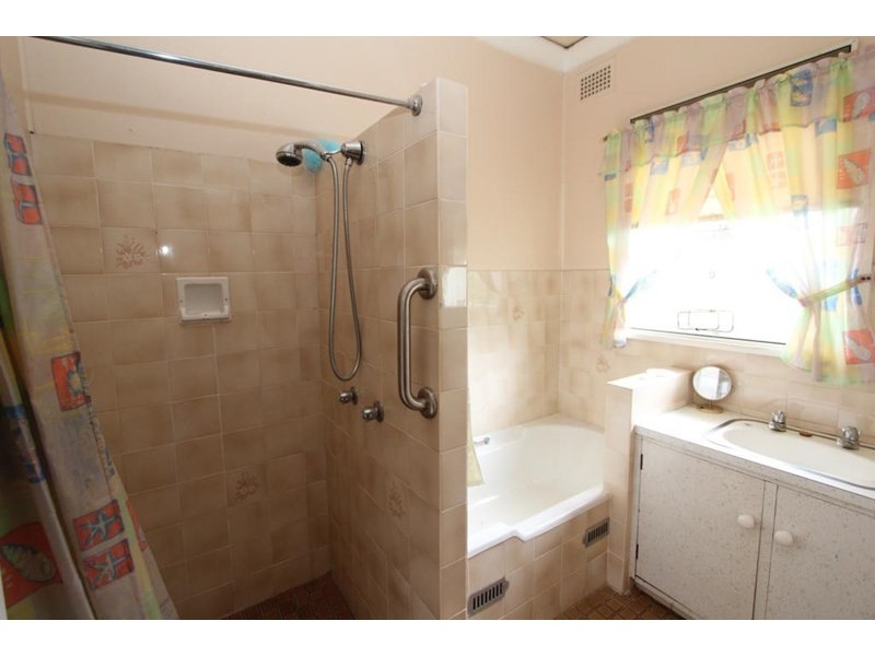 145 Bulwer Street, Tenterfield NSW 2372