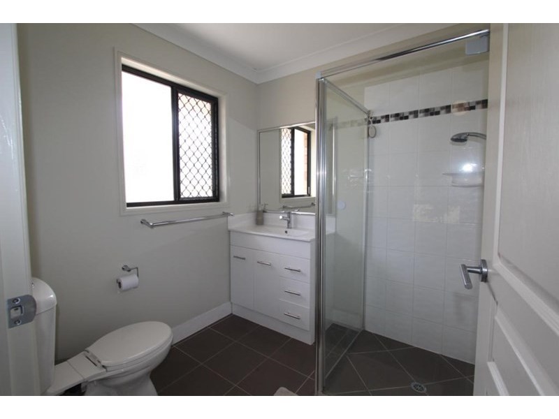 57 George Street, Tenterfield NSW 2372