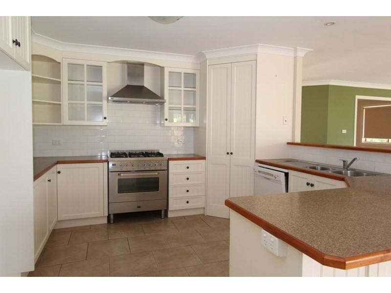 142 Cowper Street, Tenterfield NSW 2372