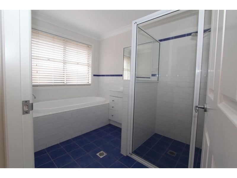 142 Cowper Street, Tenterfield NSW 2372