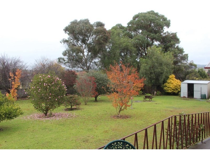 101 Martin Street, Tenterfield NSW 2372