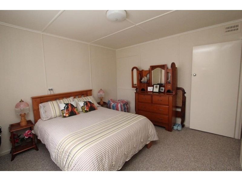 174 Manners Street, Tenterfield NSW 2372