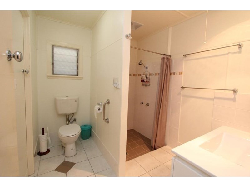 174 Manners Street, Tenterfield NSW 2372