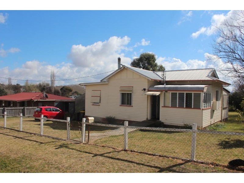 116 Petrie Street, Tenterfield NSW 2372