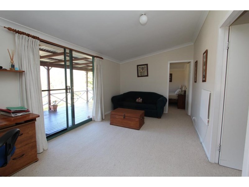 7437 New England Highway, Tenterfield NSW 2372