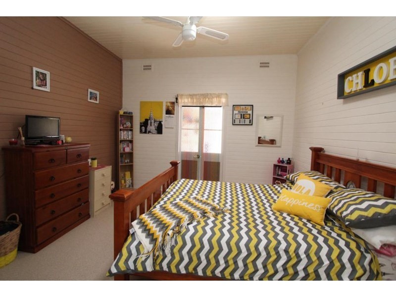 83 Martin Street, Tenterfield NSW 2372