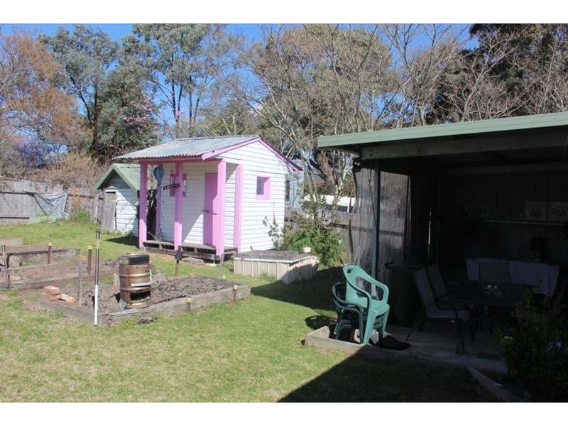 83 Martin Street, Tenterfield NSW 2372