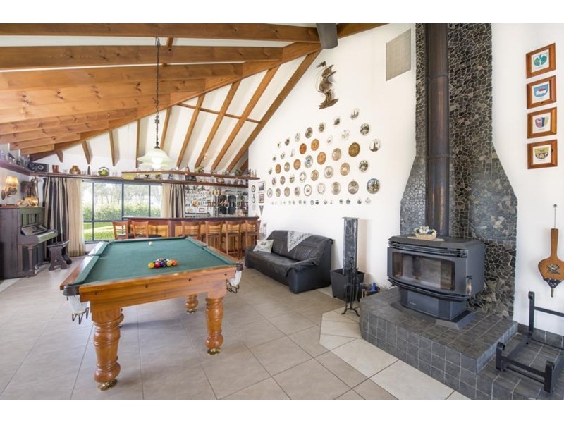 711 Bruxner Way, Tenterfield NSW 2372