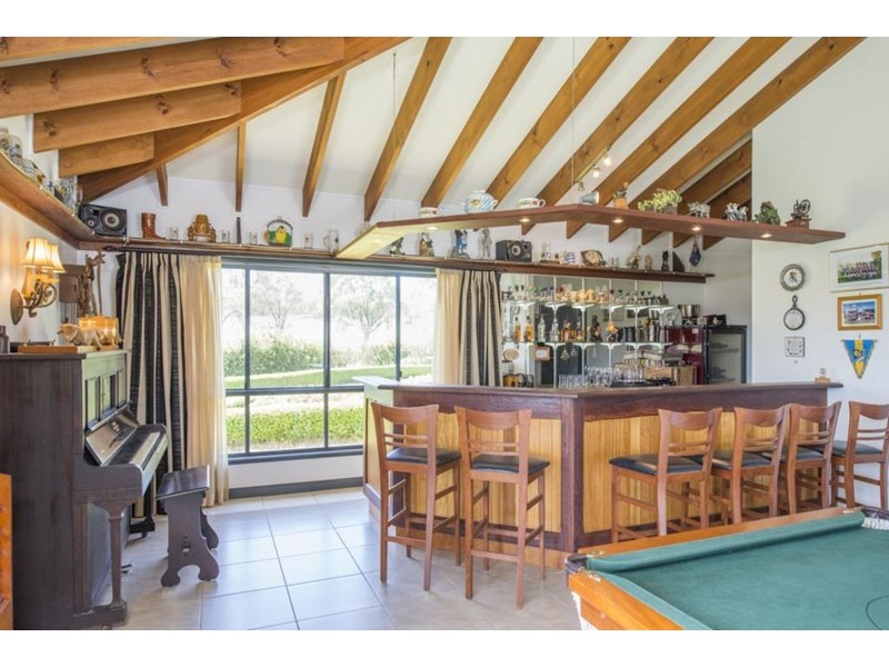 711 Bruxner Way, Tenterfield NSW 2372