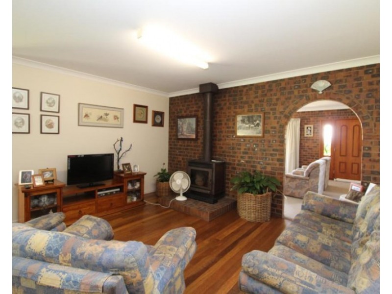 480-490 ROUSE Street, Tenterfield NSW 2372