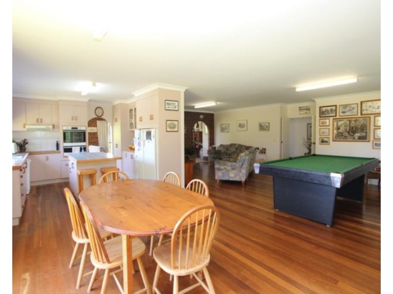 480-490 ROUSE Street, Tenterfield NSW 2372